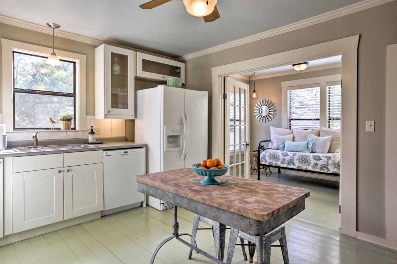 Fredericksburg Cottage With Grill - Walk To Main St! 외부 사진